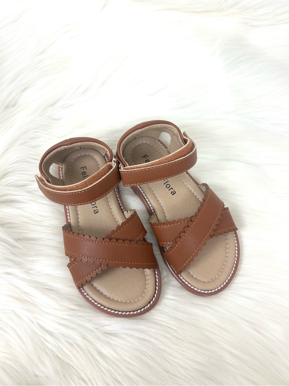 NWOT Felix & Flora Girls Sandals Size 8